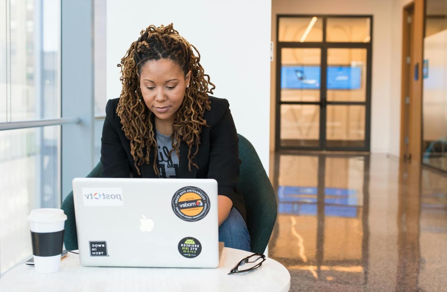 Praktische programmeerprojecten en code-voorbeelden